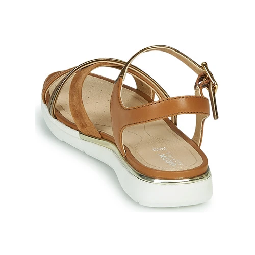 Chaussures Femme Sandales et Nu-pieds Geox D SANDAL HIVER Doré / Marron – Image 5